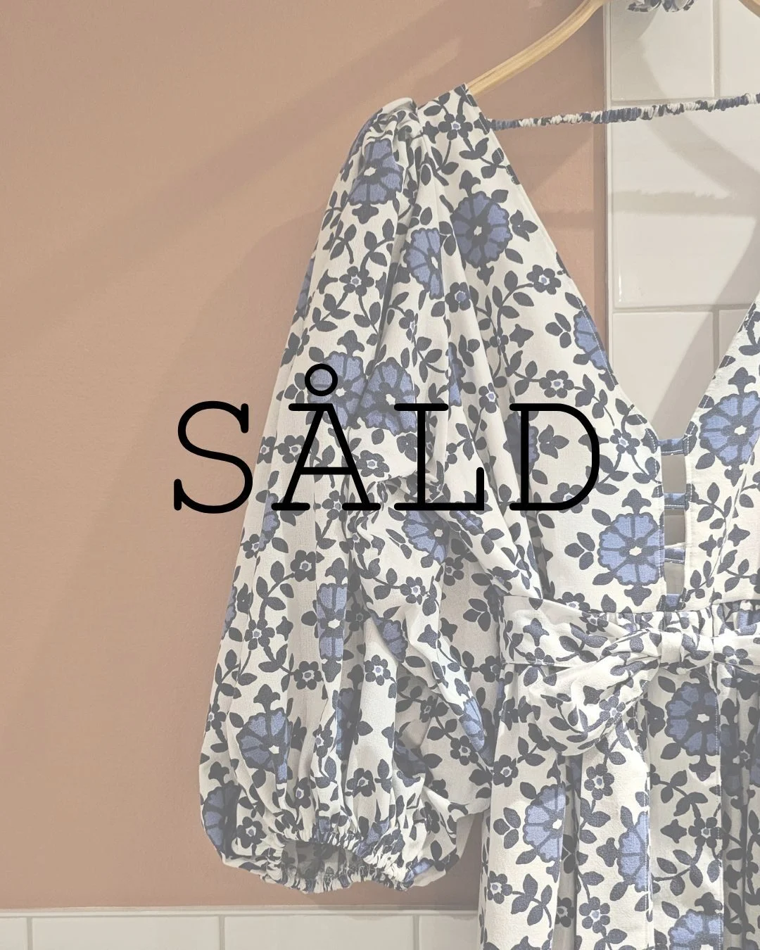 Såld blå beställd